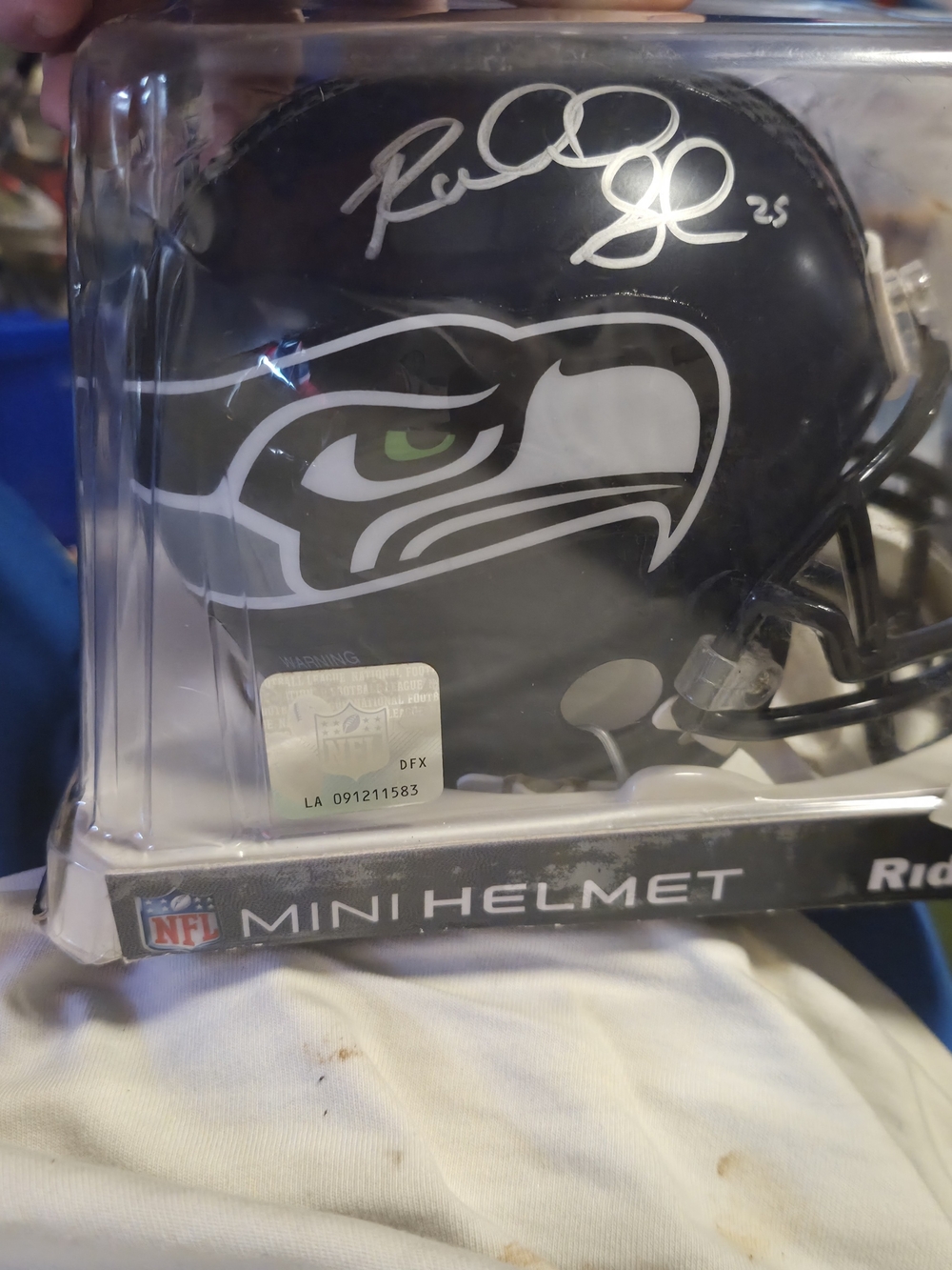 Authentic Richard Sherman Hand-Signed Seattle Seahawks Mini Helmet